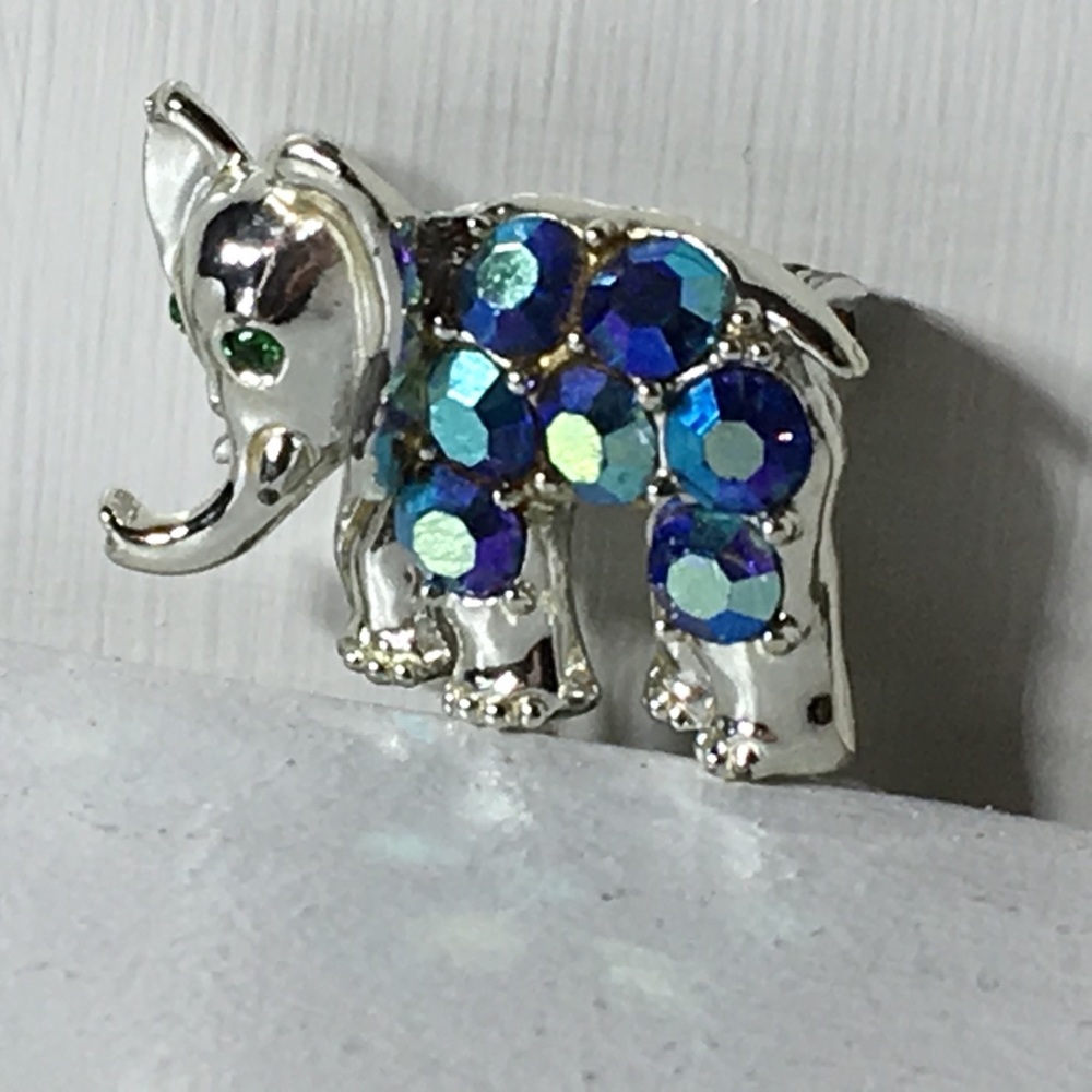 Vintage Silver Tone Rhinestone Elephant Brooch